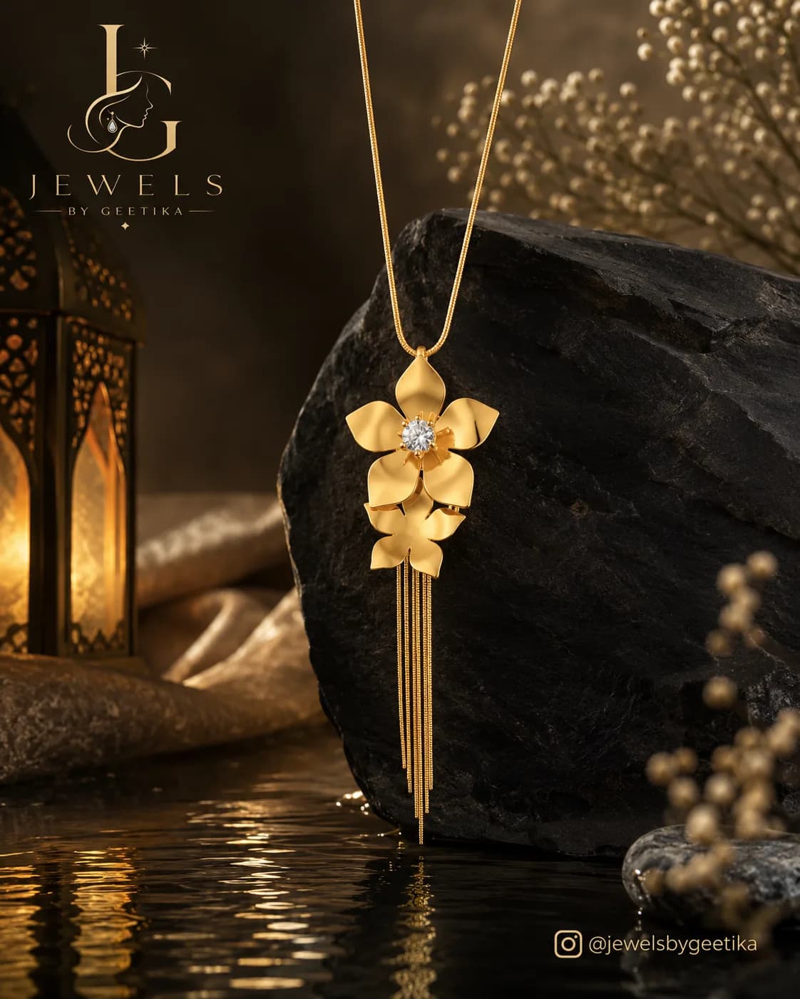 Lily Necklace